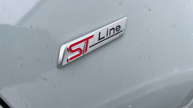 Ford Puma 1.0 EcoBoost Hybrid mHEV ST-Line X 5dr Petrol Hatchback